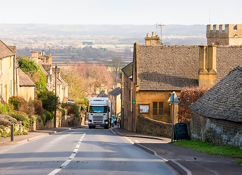 Commercial vehicle sat-nav system