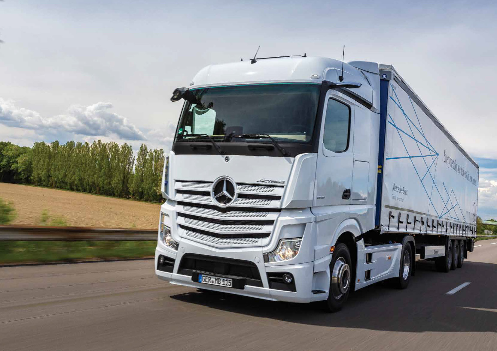 Commercial Vehicle Driver MagazineJune 2019 Cam in the mirror Mercades Benz Actros Review Main Image